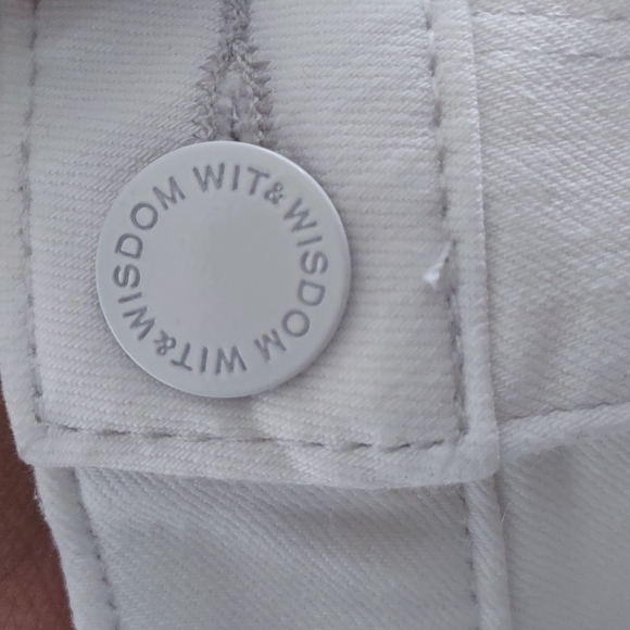 Wit & Wisdom Women's White Ab SolutionHigh Rise Ankle Skimmer Jeans Size 6 - Picture 8 of 11